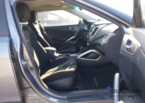 2012 Hyundai Veloster Base W/Black z USA, uszkodzony, nr VIN KMHTC6AD9CU045438